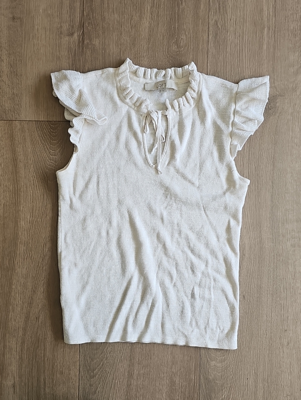 LOFT Cream Ruffle Tie-Neck Sleeveless Tank Size XS